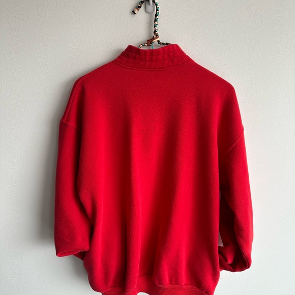 Vintage collared zipper sweatshirt with pockets!!!!!!
Whistler BC- medium - Picture 2 of 8